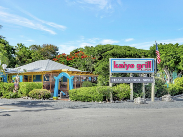 From Villa walk to shops, grocery store, restaurants and the parks!